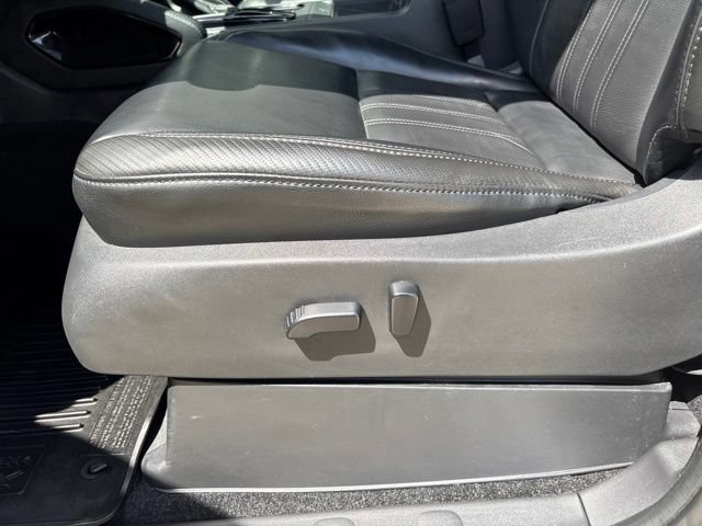 Used 2022 Nissan Frontier PRO-4X w/ Pro-4X Premium Package AWD/4WD image 16