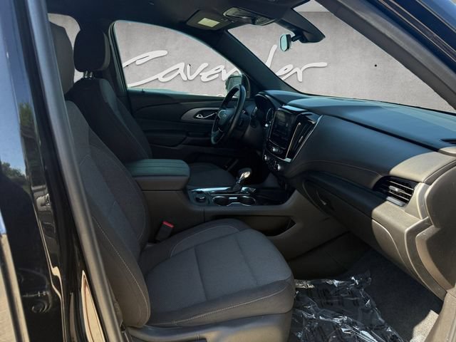 Used 2023 Chevrolet Traverse LT FWD image 25