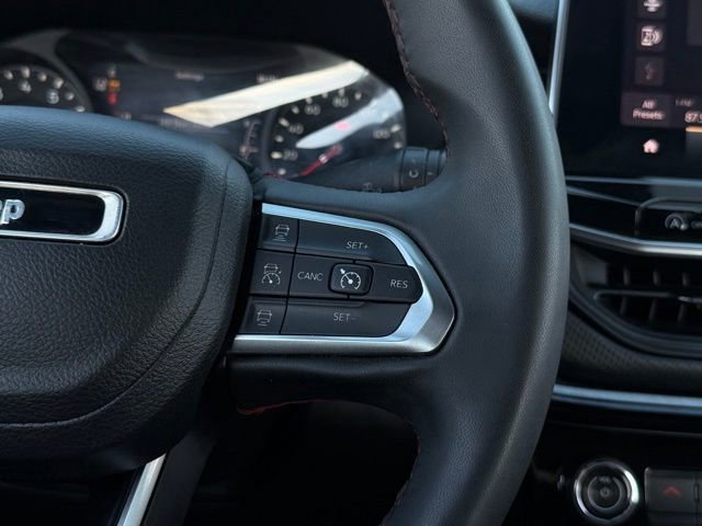 Used 2023 Jeep Compass Trailhawk AWD/4WD image 8