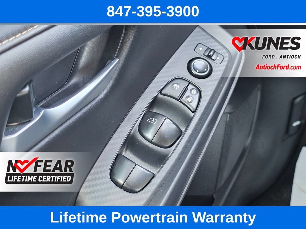 Used 2024 Nissan Sentra SV FWD image 35