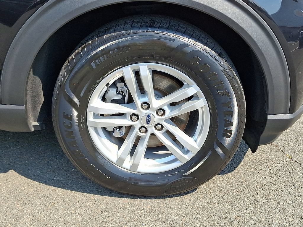 Certified 2023 Ford Explorer XLT AWD/4WD image 11