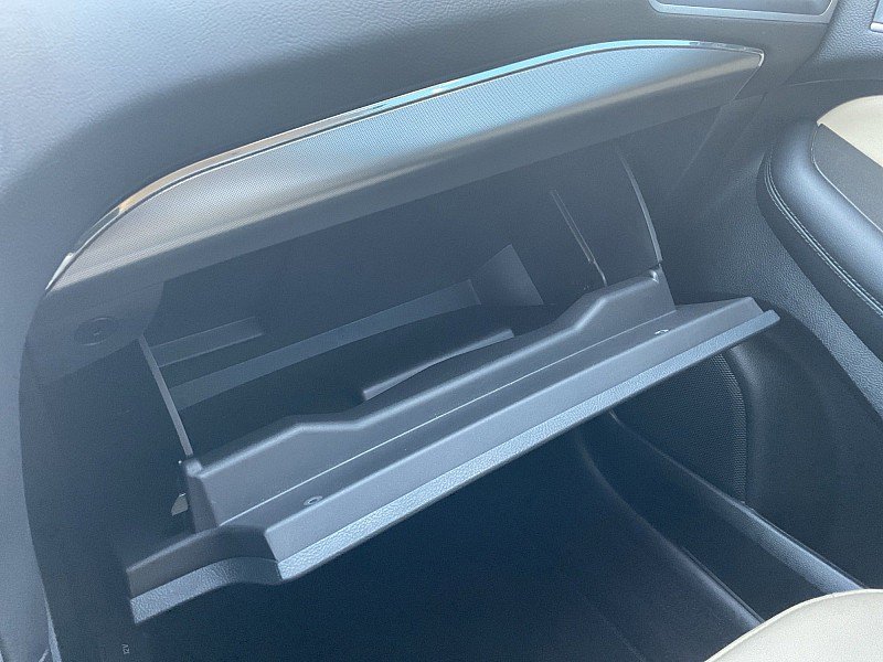 Certified 2022 Ford Edge SEL w/ Convenience Package image 19