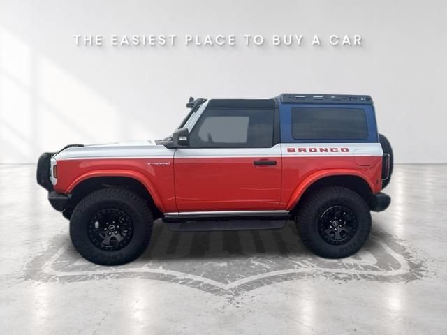 Certified 2025 Ford Bronco Stroppe Edition AWD/4WD image 3