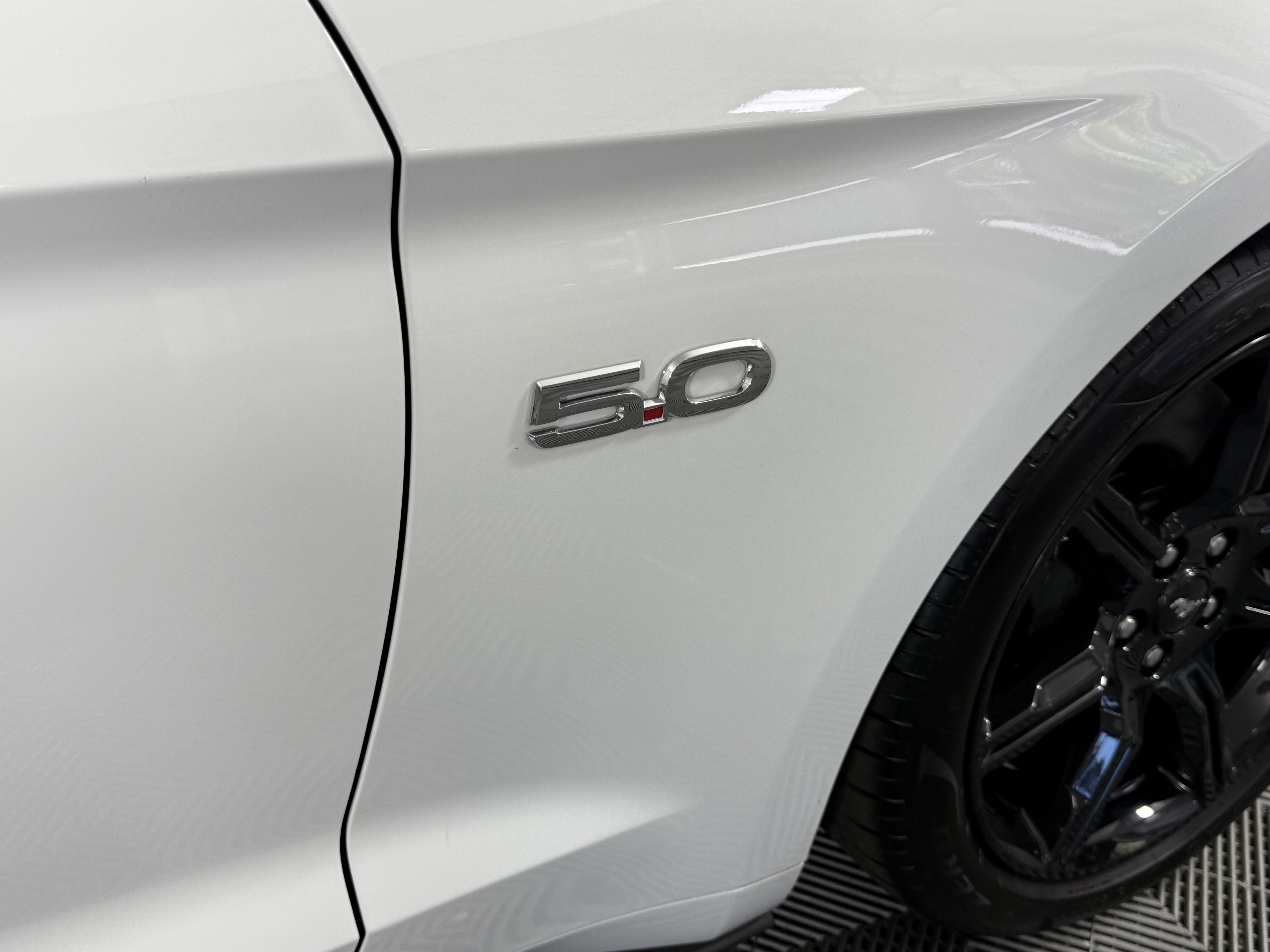 Certified 2019 Ford Mustang GT Premium w/ Equipment Group 401A image 9
