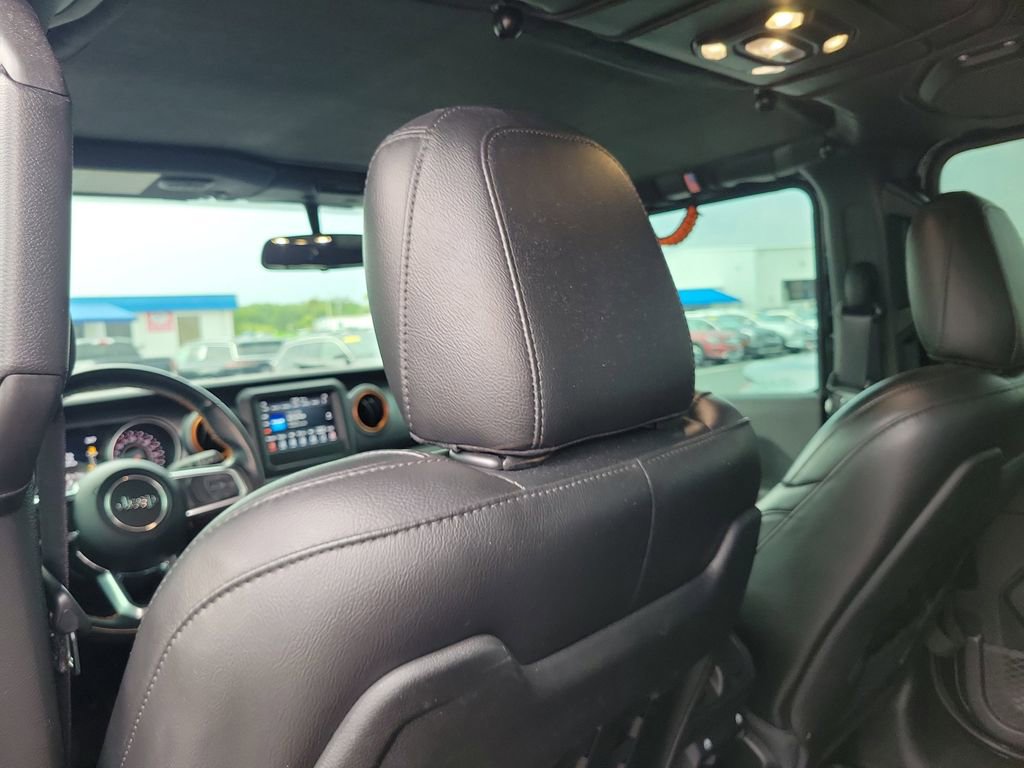Used 2021 Jeep Gladiator Mojave w/ LED Lighting Group AWD/4WD image 9