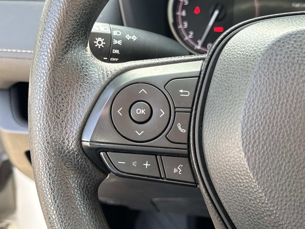 Used 2024 Toyota RAV4 LE image 23