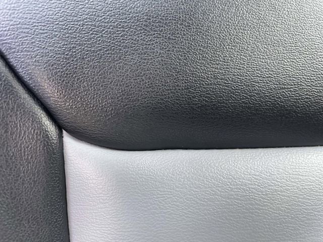 Certified 2022 Ford Explorer XLT w/ Equipment Group 202A image 19