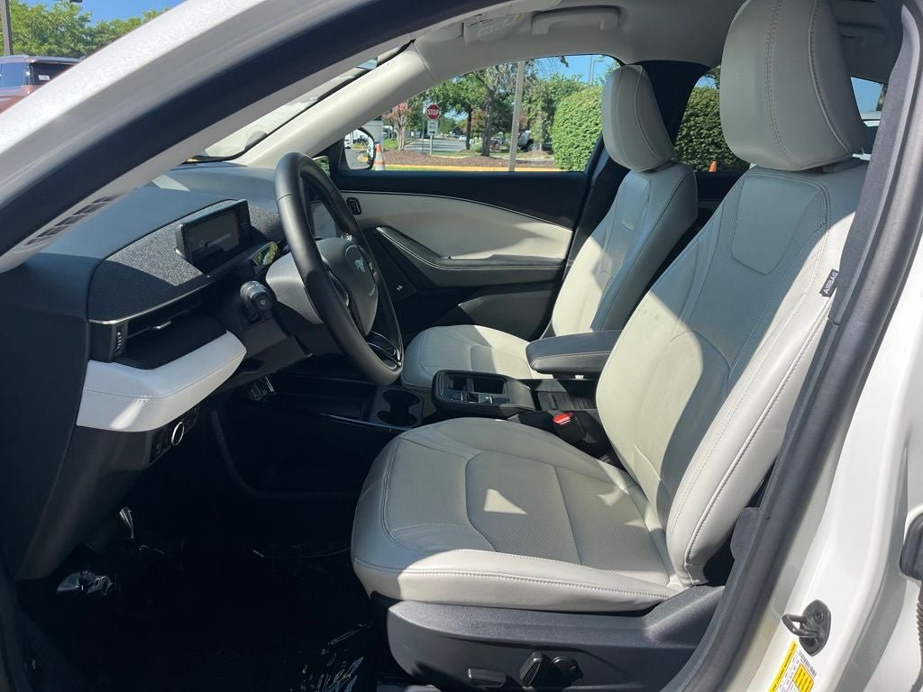 Certified 2025 Ford Mustang Mach-E Premium AWD/4WD image 25