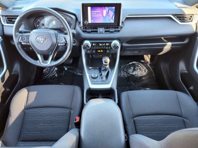 Used 2024 Toyota RAV4 SE w/ Convenience Package AWD/4WD image 12