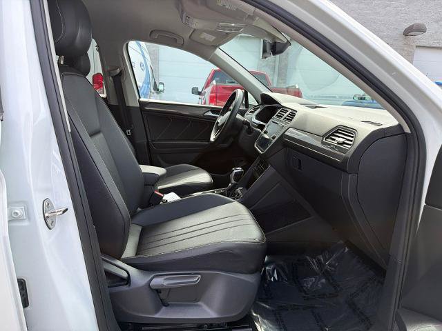Used 2023 Volkswagen Tiguan SE FWD image 26