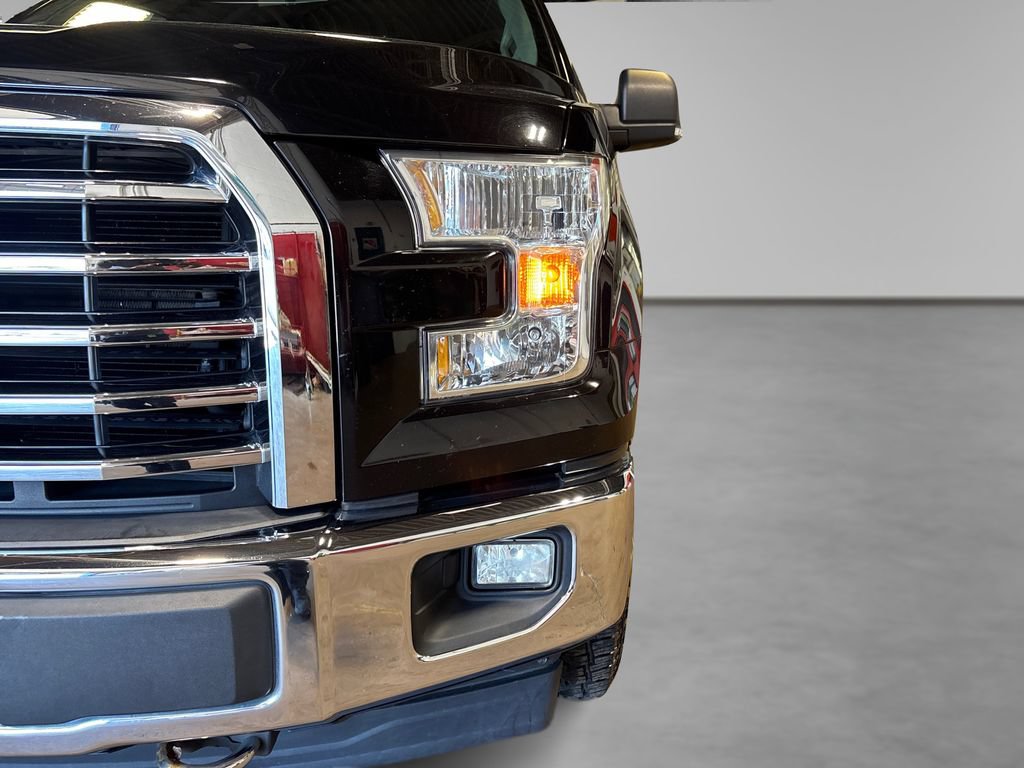 Certified 2017 Ford F150 XLT w/ Equipment Group 302A Luxury AWD/4WD image 20