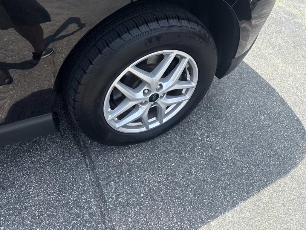 Certified 2023 Ford Edge SEL w/ Convenience Package AWD/4WD image 14