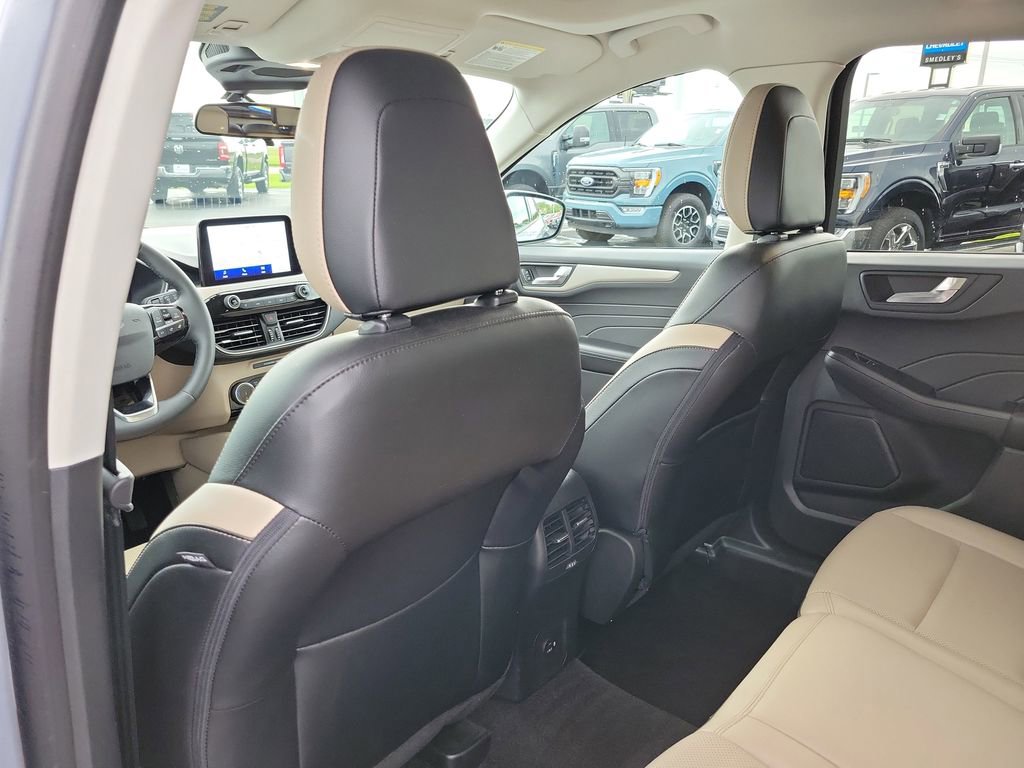Certified 2022 Ford Escape SEL FWD image 16