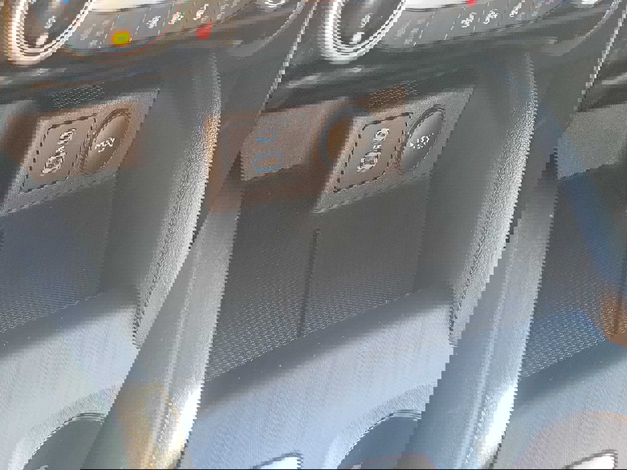 Certified 2022 Ford Escape SE w/ Convenience Package image 32