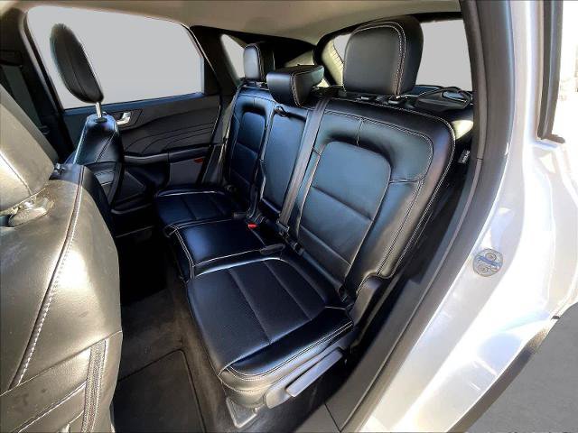Certified 2024 Ford Escape Platinum AWD/4WD image 23