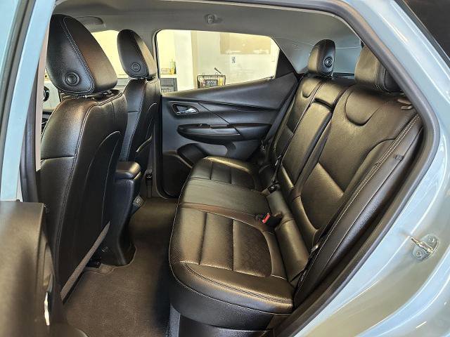 Used 2022 Chevrolet Bolt LT w/ Infotainment Package image 28