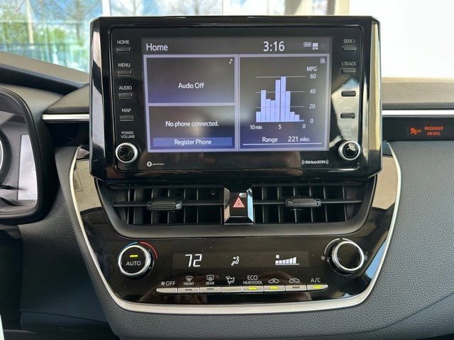 Used 2022 Toyota Corolla LE image 16