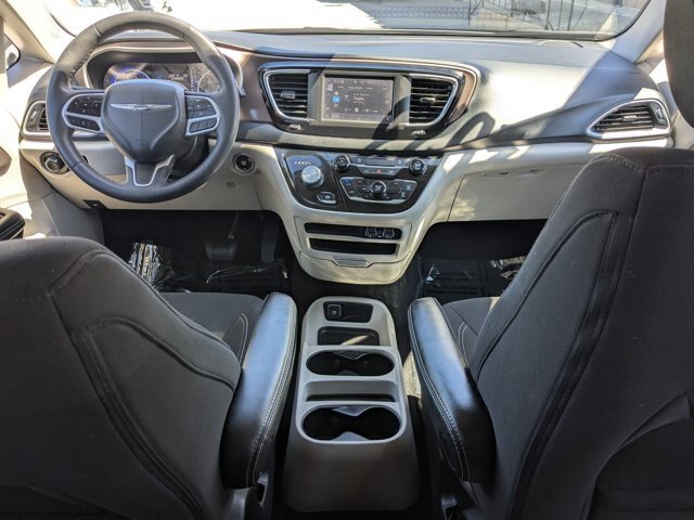 Used 2023 Chrysler Voyager LX FWD image 27