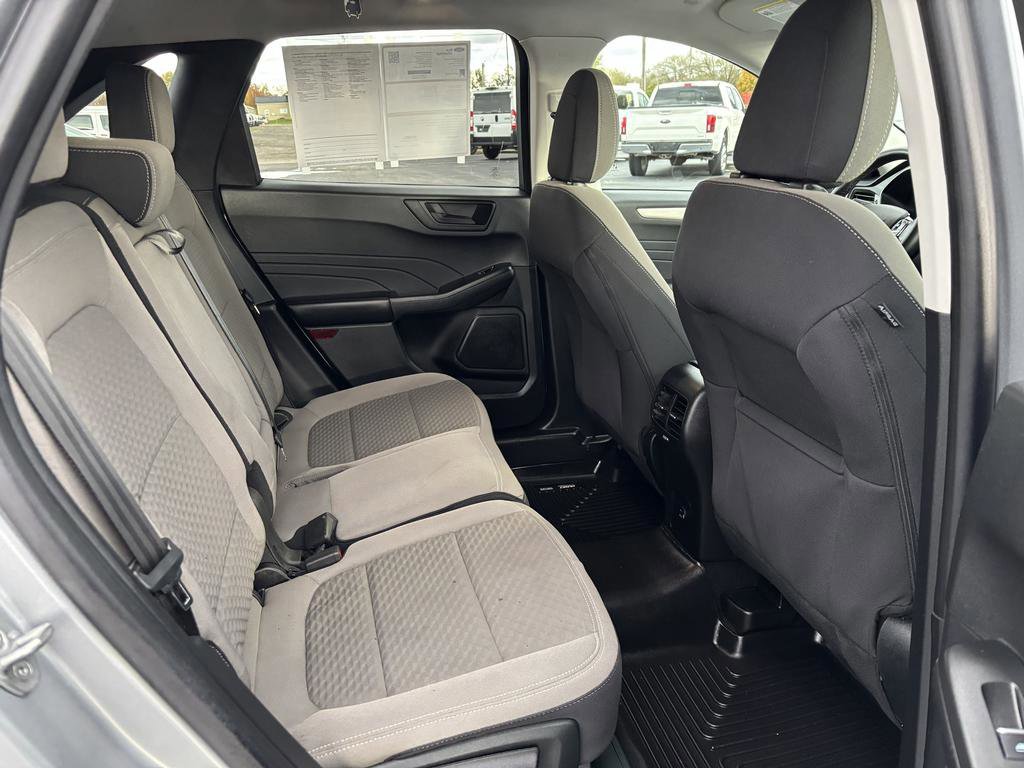 Certified 2022 Ford Escape SE w/ SE Sport Appearance Package image 14