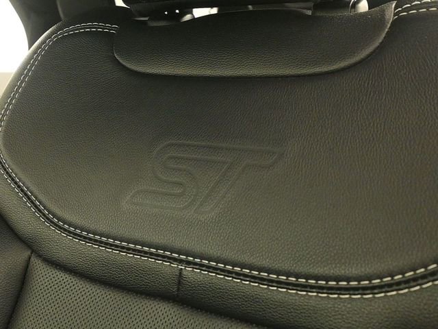 Certified 2022 Ford Explorer ST w/ Equipment Group 401A image 23