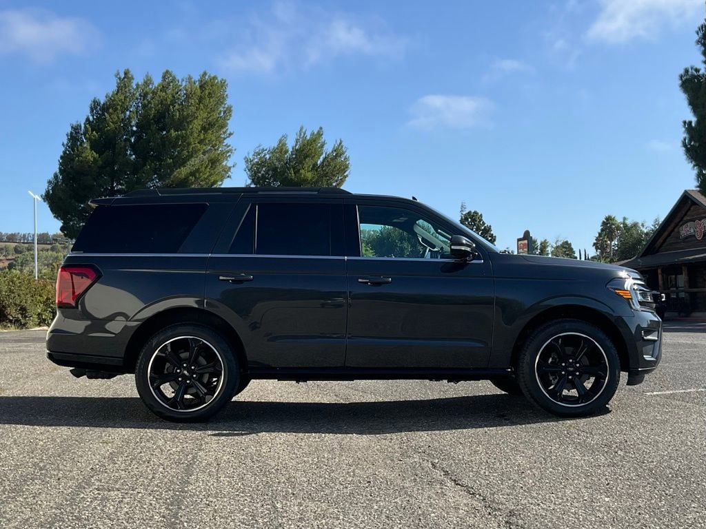 Certified 2024 Ford Expedition Limited image 13