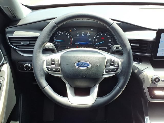 Certified 2023 Ford Explorer XLT w/ Equipment Group 202A AWD/4WD image 15