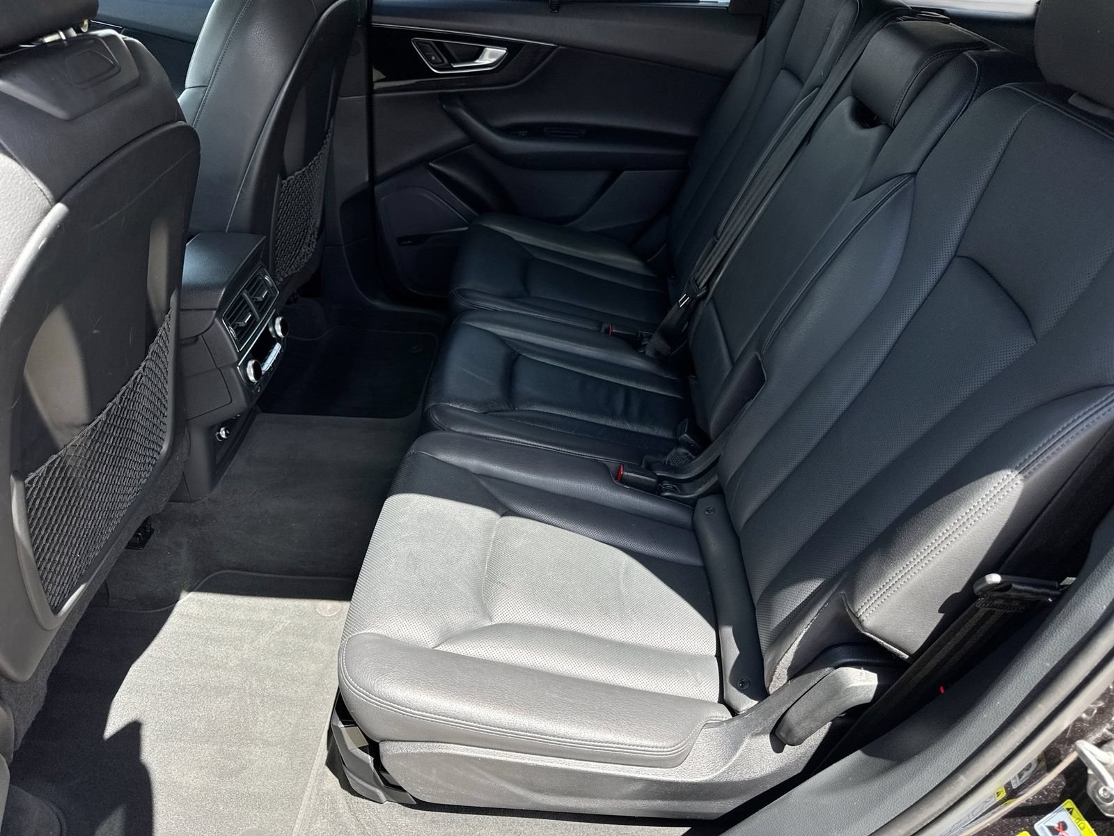 Used 2018 Audi Q7 3.0T Prestige w/ Prestige Package AWD/4WD image 26