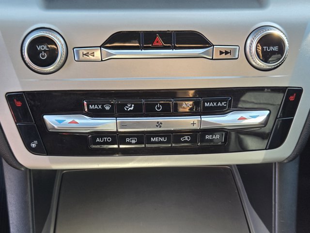 Certified 2022 Ford Explorer XLT w/ Equipment Group 202A image 17