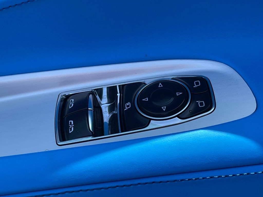 Used 2022 Chevrolet Corvette Stingray Premium Cpe w/ Z51 Performance Package RWD image 16