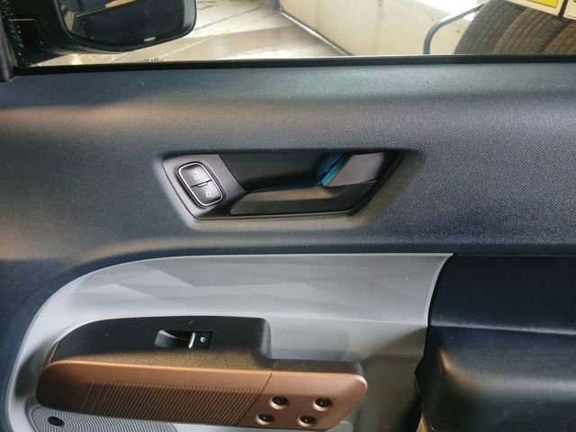 Certified 2024 Ford Maverick Lariat w/ 4K Tow Package image 58