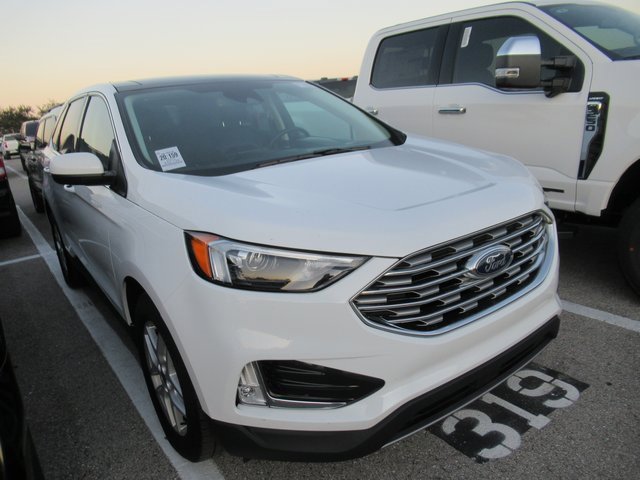 Certified 2022 Ford Edge SEL w/ Convenience Package