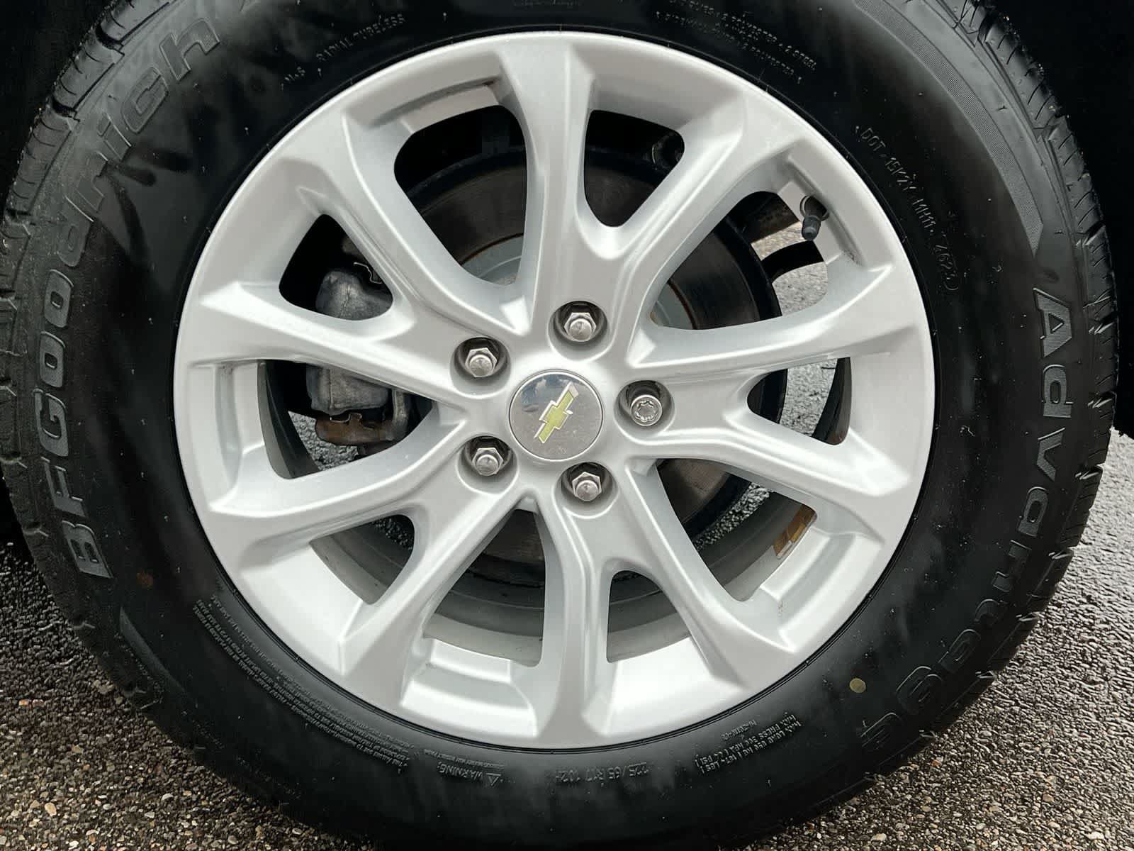 Used 2018 Chevrolet Equinox LT FWD image 14