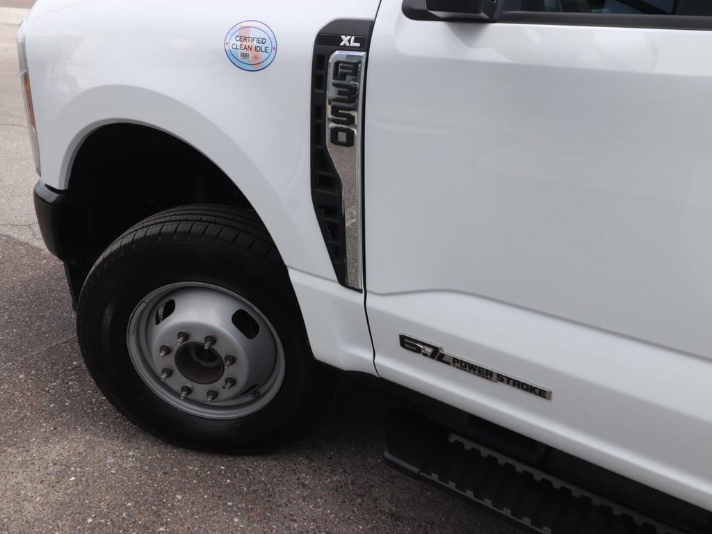 Certified 2025 Ford F350 XL AWD/4WD image 3