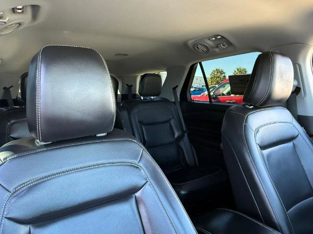Certified 2022 Ford Explorer XLT w/ Equipment Group 202A image 38