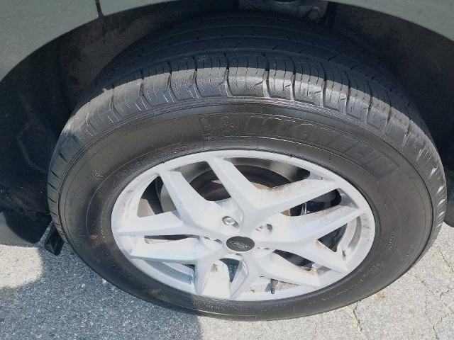 Certified 2023 Ford Edge SEL w/ Convenience Package AWD/4WD image 12