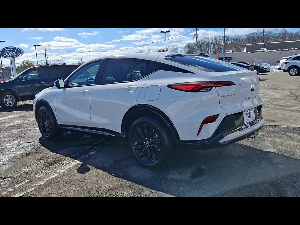 Used 2025 Buick Envista Sport Touring w/ Convenience II Package image 6