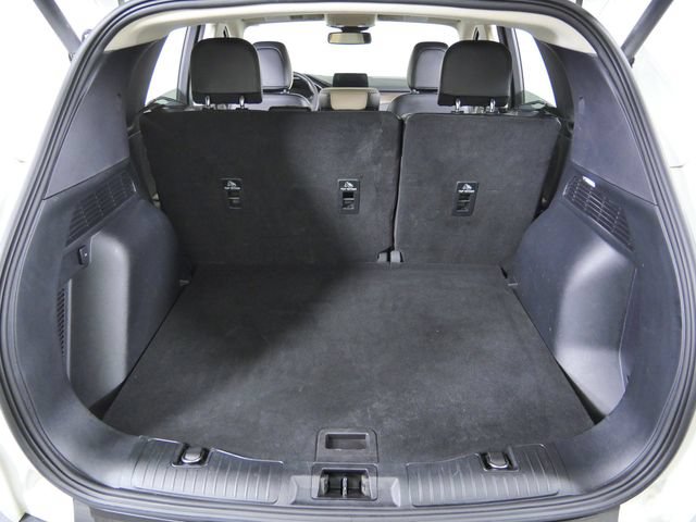 Certified 2020 Ford Escape Titanium AWD/4WD image 17