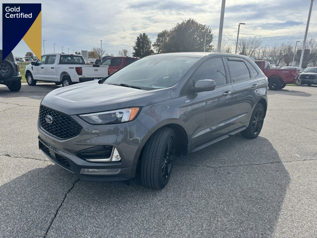 Certified 2022 Ford Edge ST-Line w/ Class II Trailer Tow Package