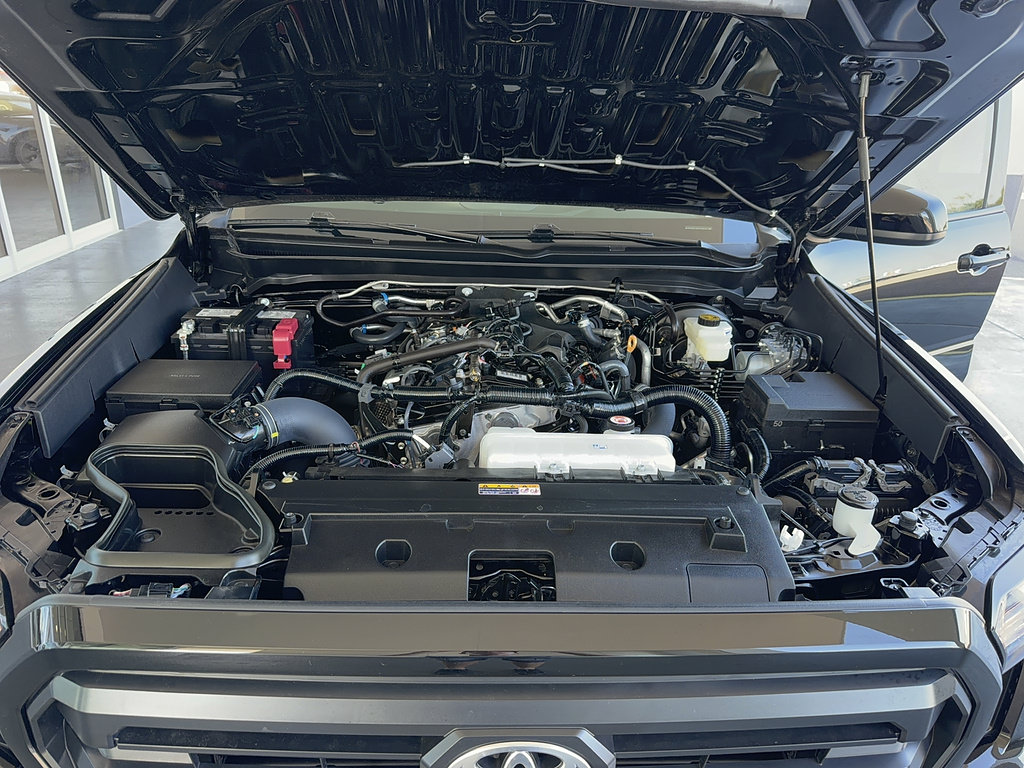 Used 2026 Toyota Tacoma SR5 AWD/4WD image 32