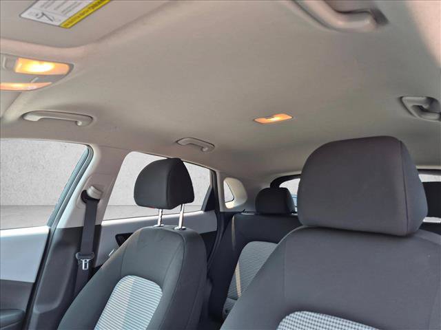Used 2019 Hyundai Kona SEL AWD/4WD image 19