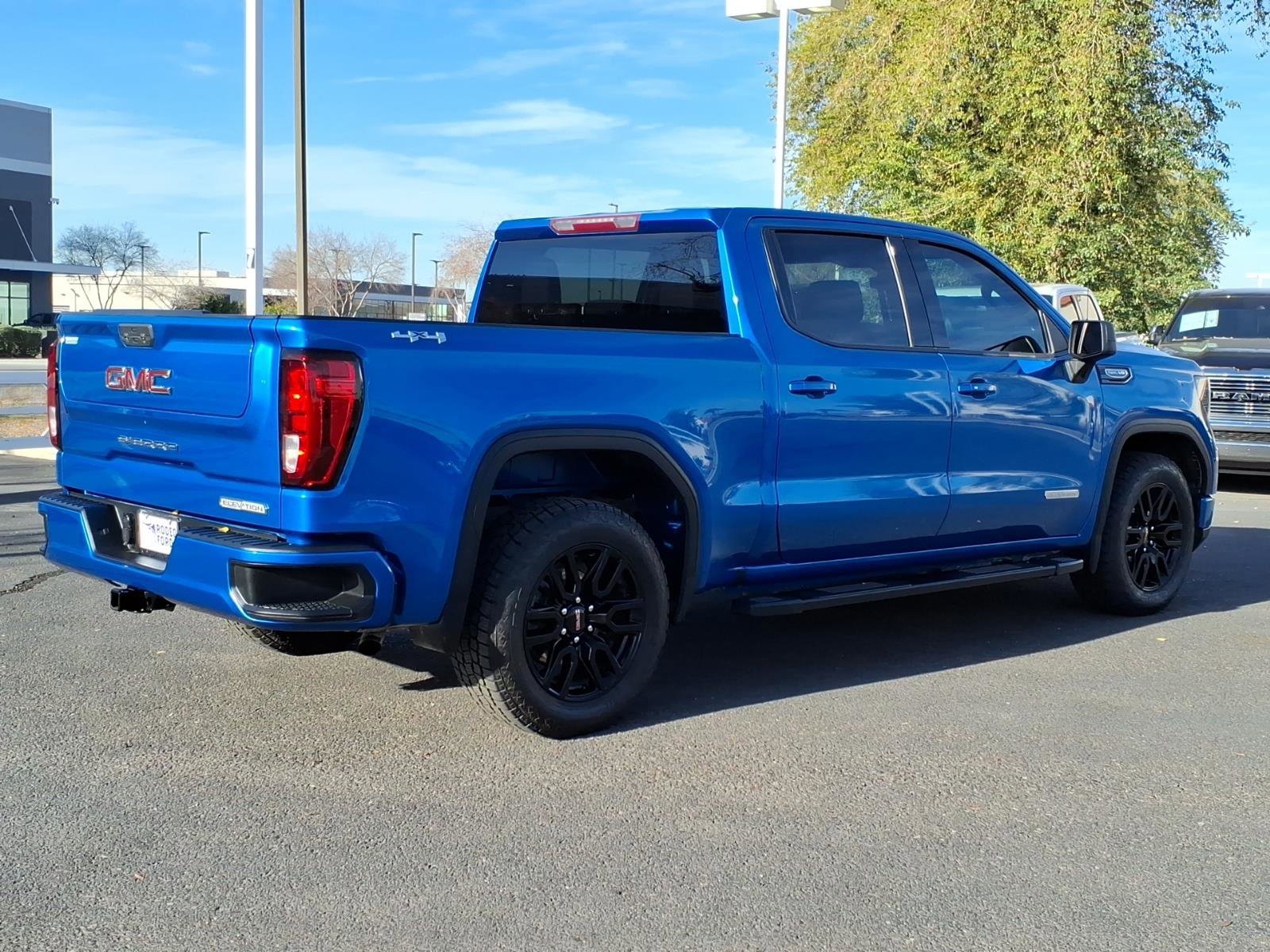 Used 2022 GMC Sierra 1500 Elevation image 4
