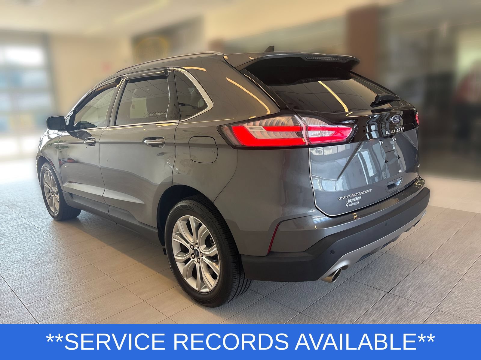 Certified 2022 Ford Edge Titanium AWD/4WD image 4