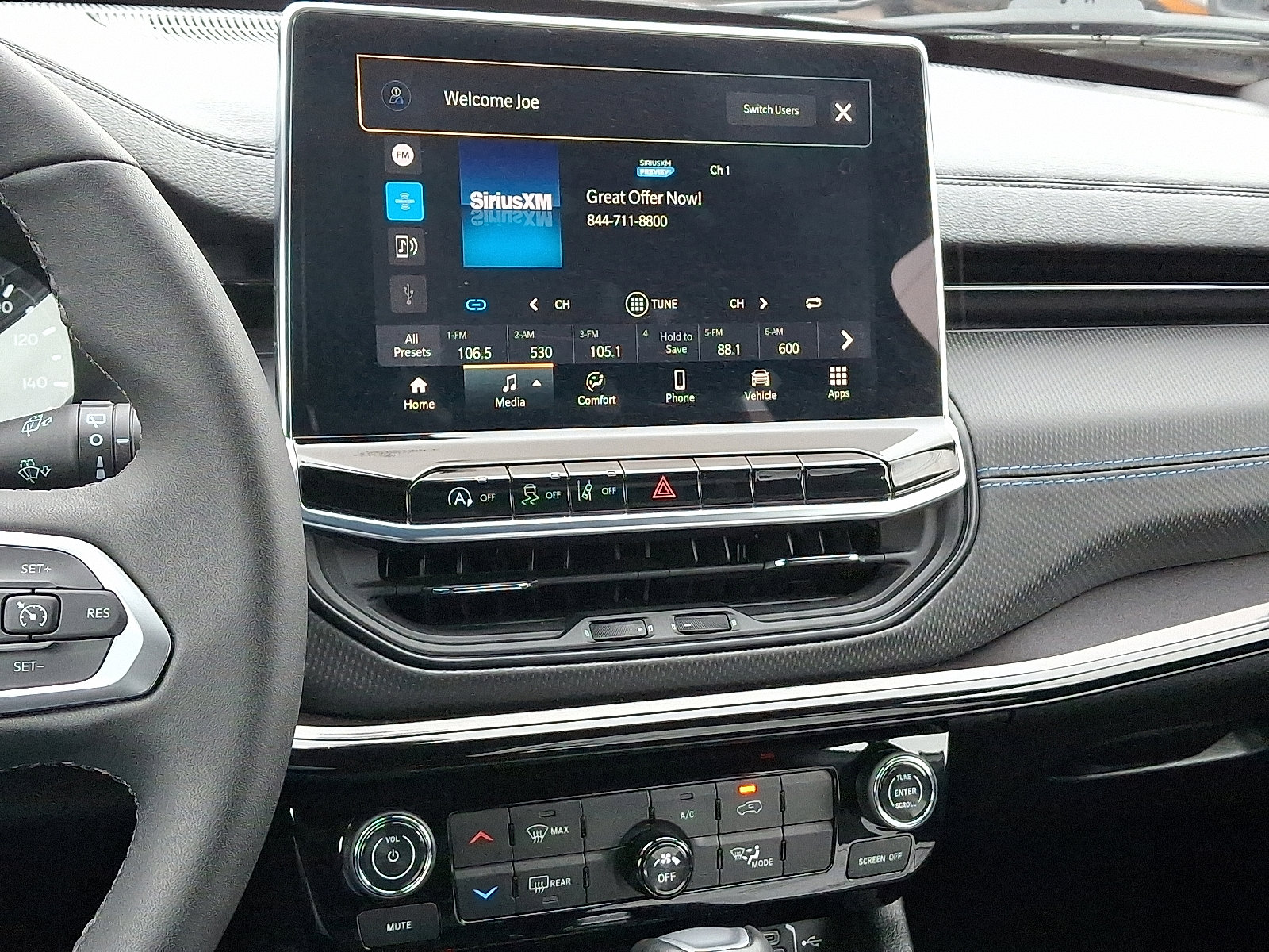 Used 2025 Jeep Compass Latitude w/ Altitude Special Edition image 23