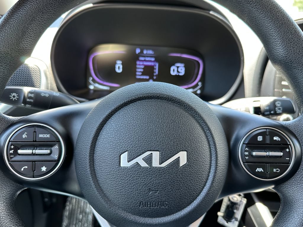 Used 2024 Kia Soul LX w/ Option Group 015 FWD image 24