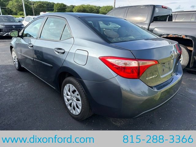Used 2018 Toyota Corolla LE FWD image 3