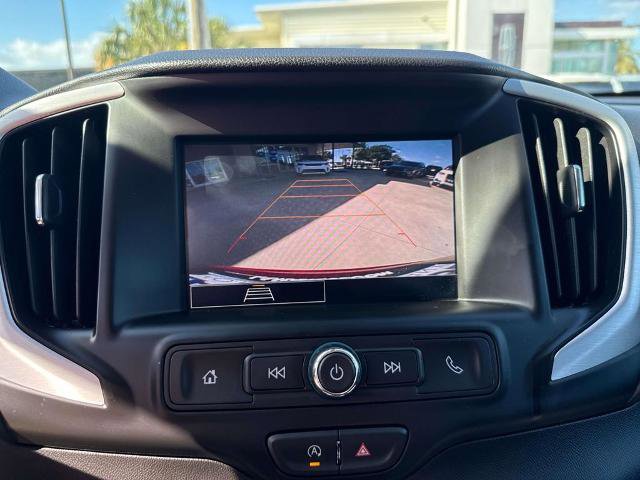 Used 2024 GMC Terrain SLE image 28