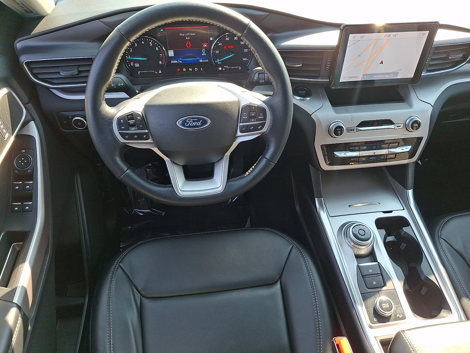 Certified 2023 Ford Explorer XLT w/ Equipment Group 202A AWD/4WD image 13