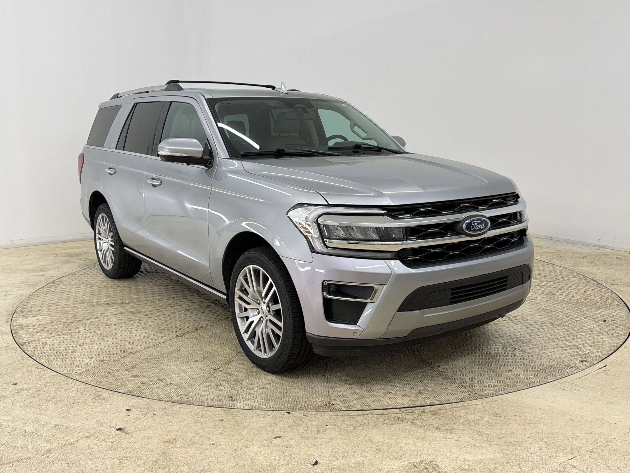 Certified 2024 Ford Expedition Limited image 7