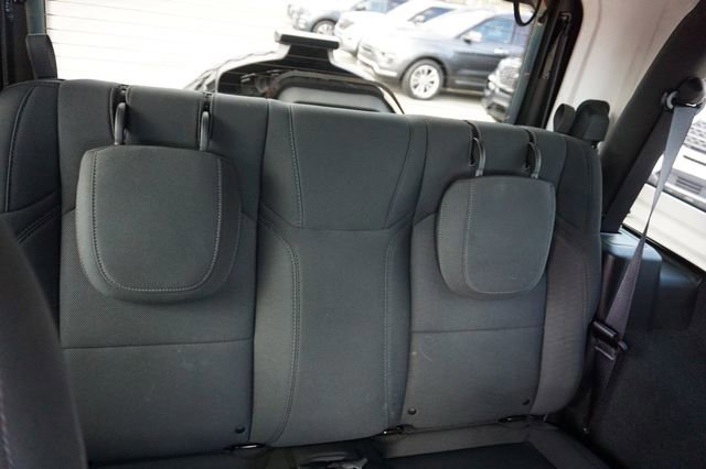 Used 2022 Jeep Wrangler Willys image 21