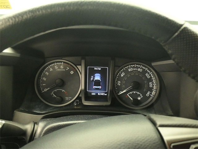 Used 2019 Toyota Tacoma TRD Off-Road image 12